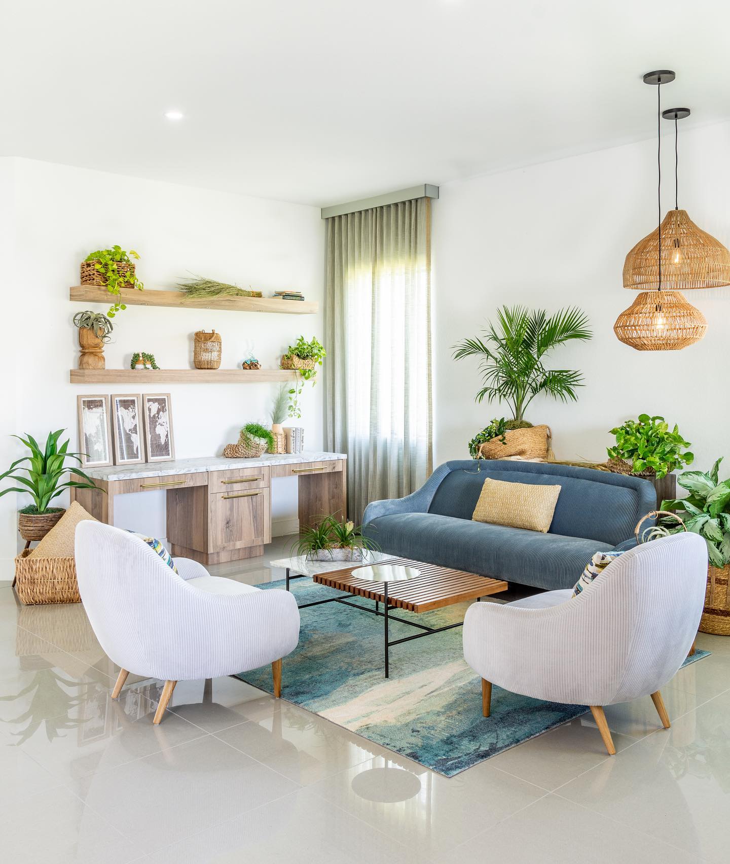 8. Mix Rounded Chairs with a Slim Coffee Table