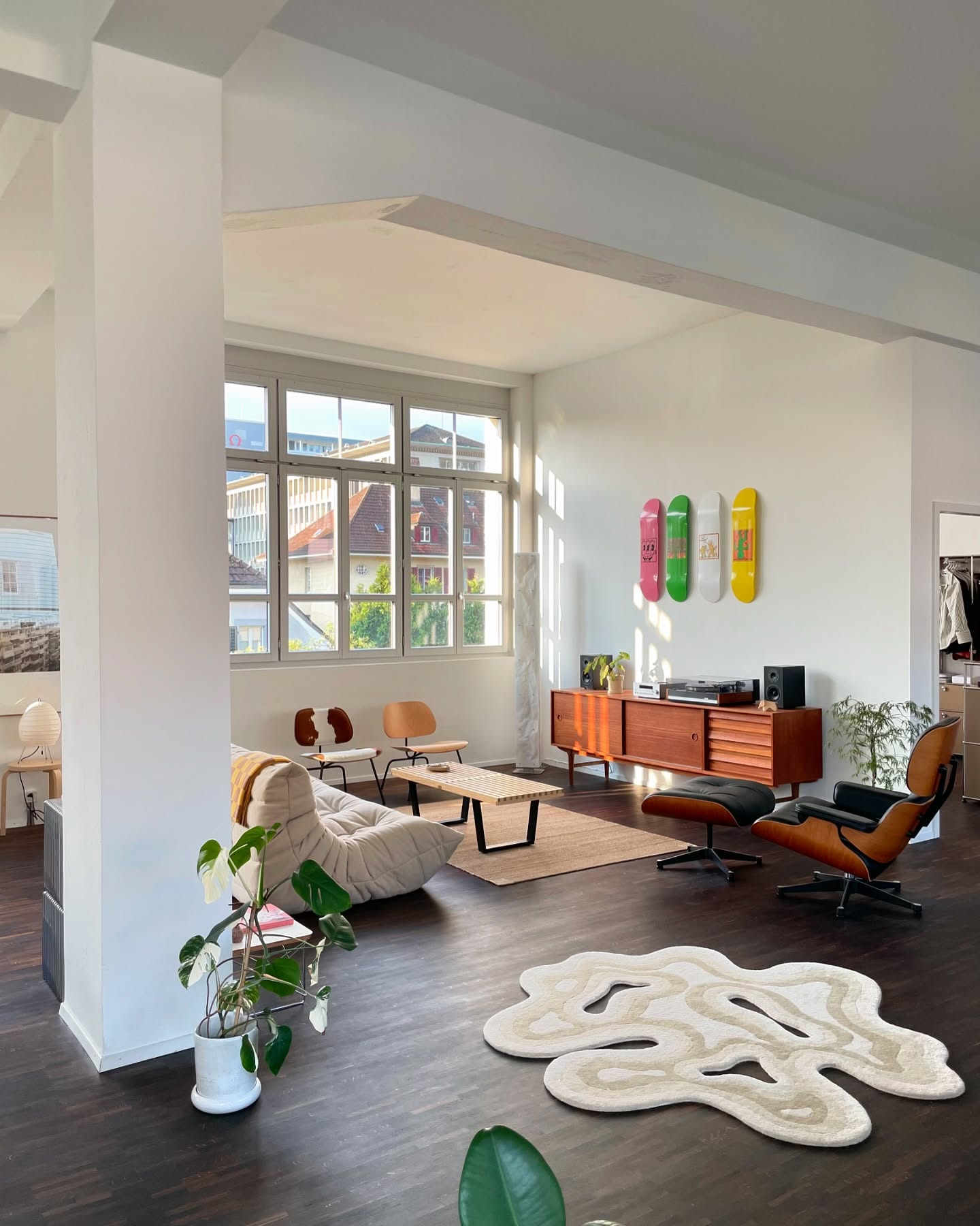 19. Frame a Listening Corner With Low Seats
