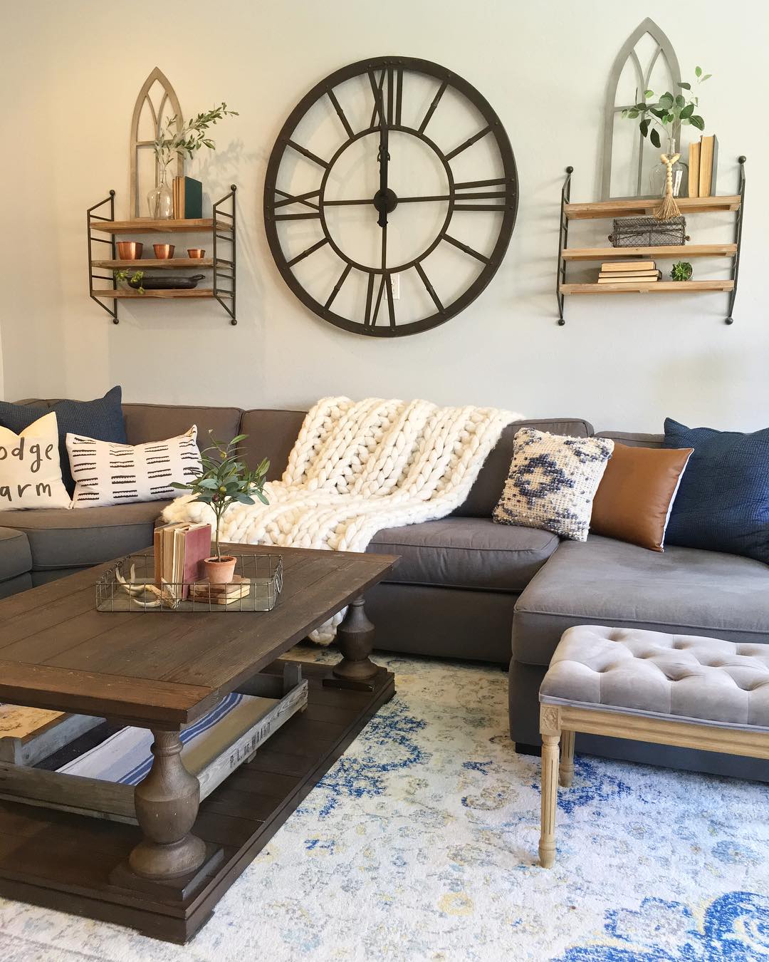 An Oversized Clock as a Useful Focal Point