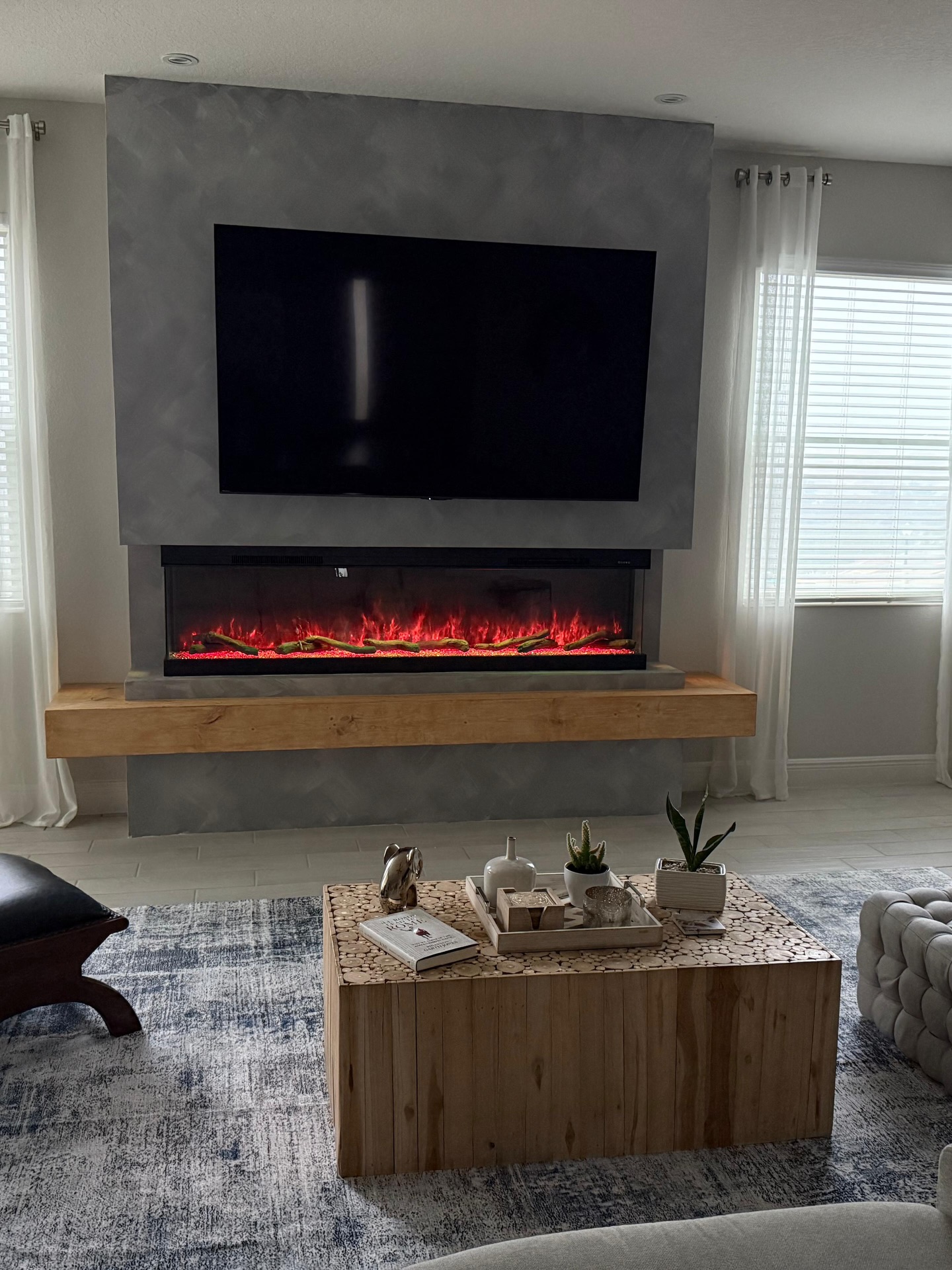 14. Ground a Gray Feature With a Wood Ledge