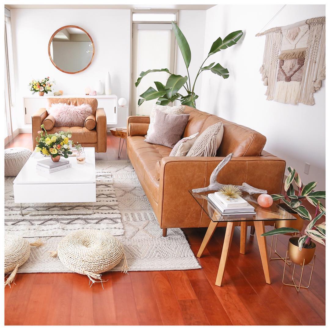 20. Layer Woven Cream Textures Around Matching Leather Seating