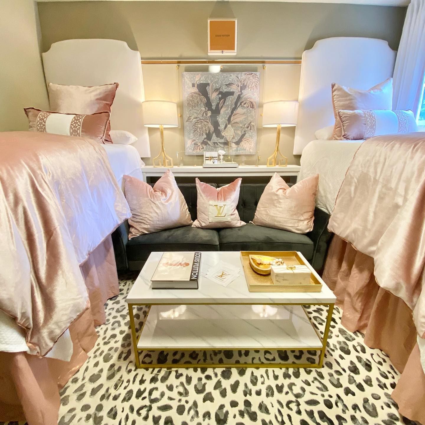 15. Choose a Coffee Table With a Lower Shelf