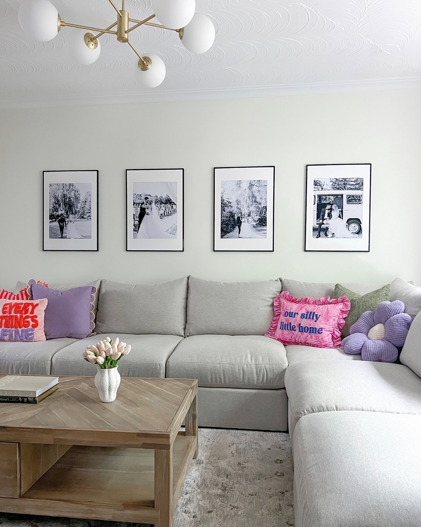 Keep Wedding Photographs in One Quiet Row