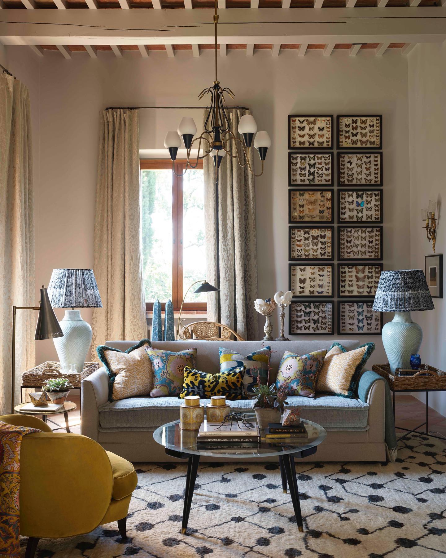 18. Organize a Favorite Collection in a Tall Grid