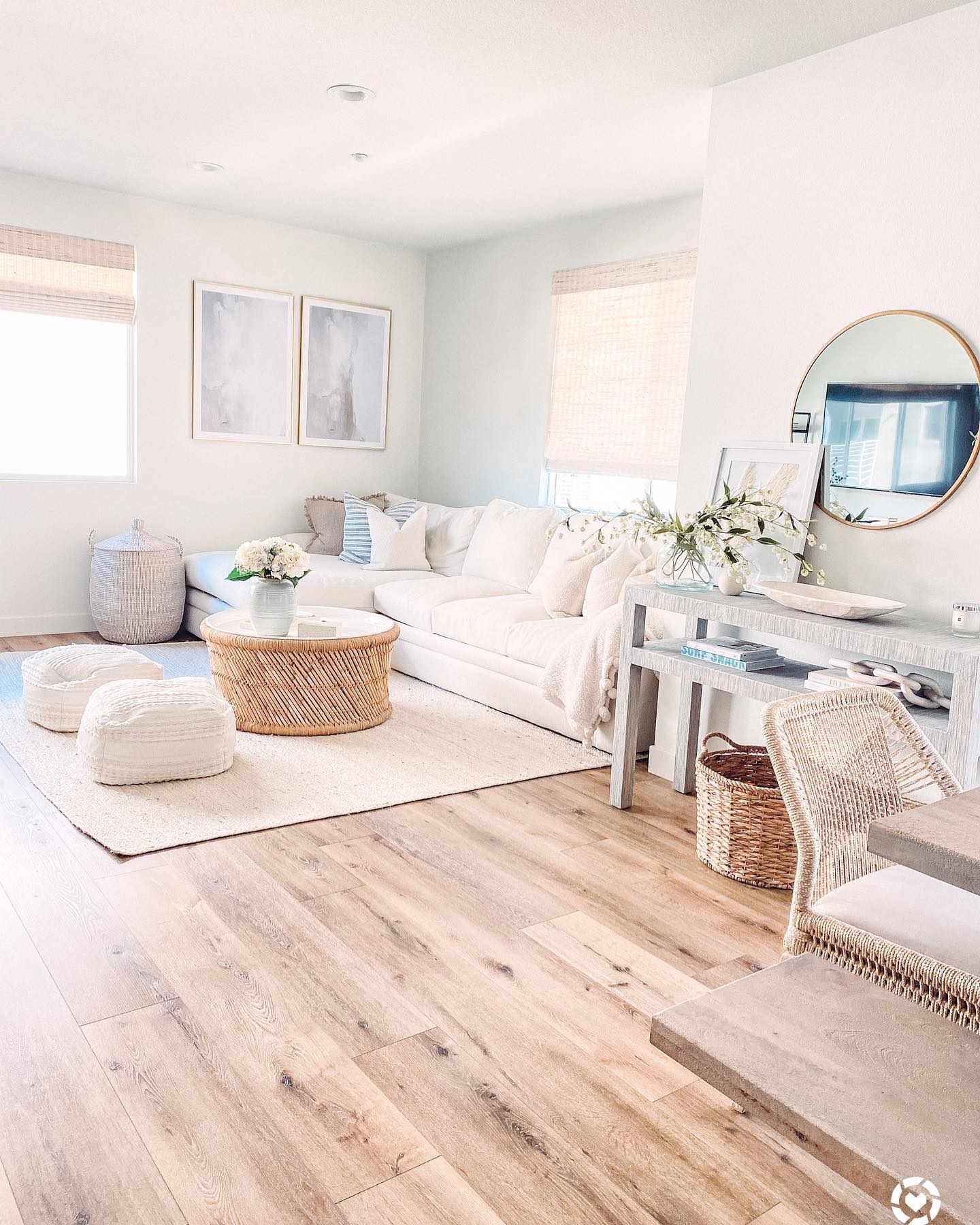 17. Brighten a coastal corner with a round mirror