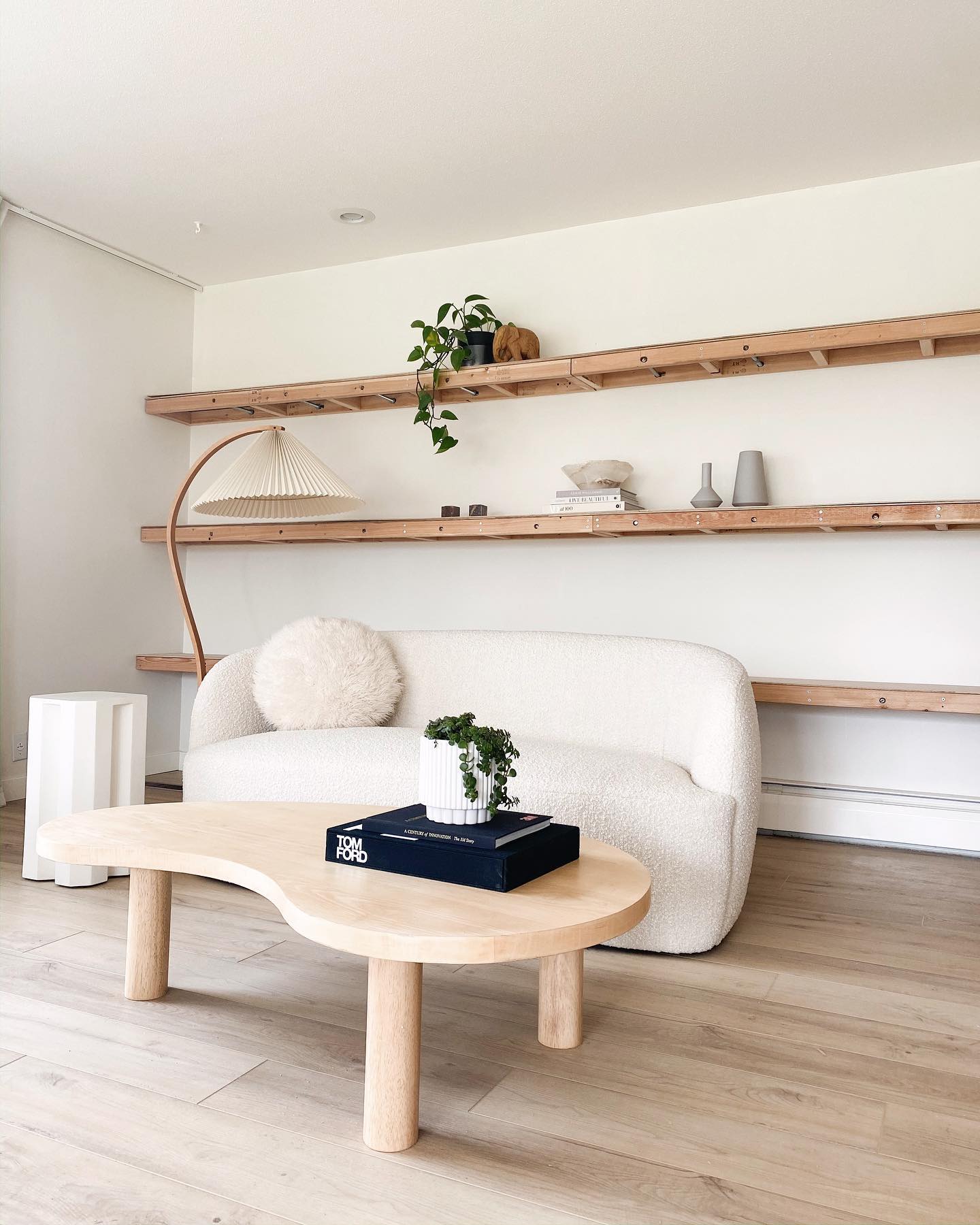12. Leave Open Space Along Long Display Shelves