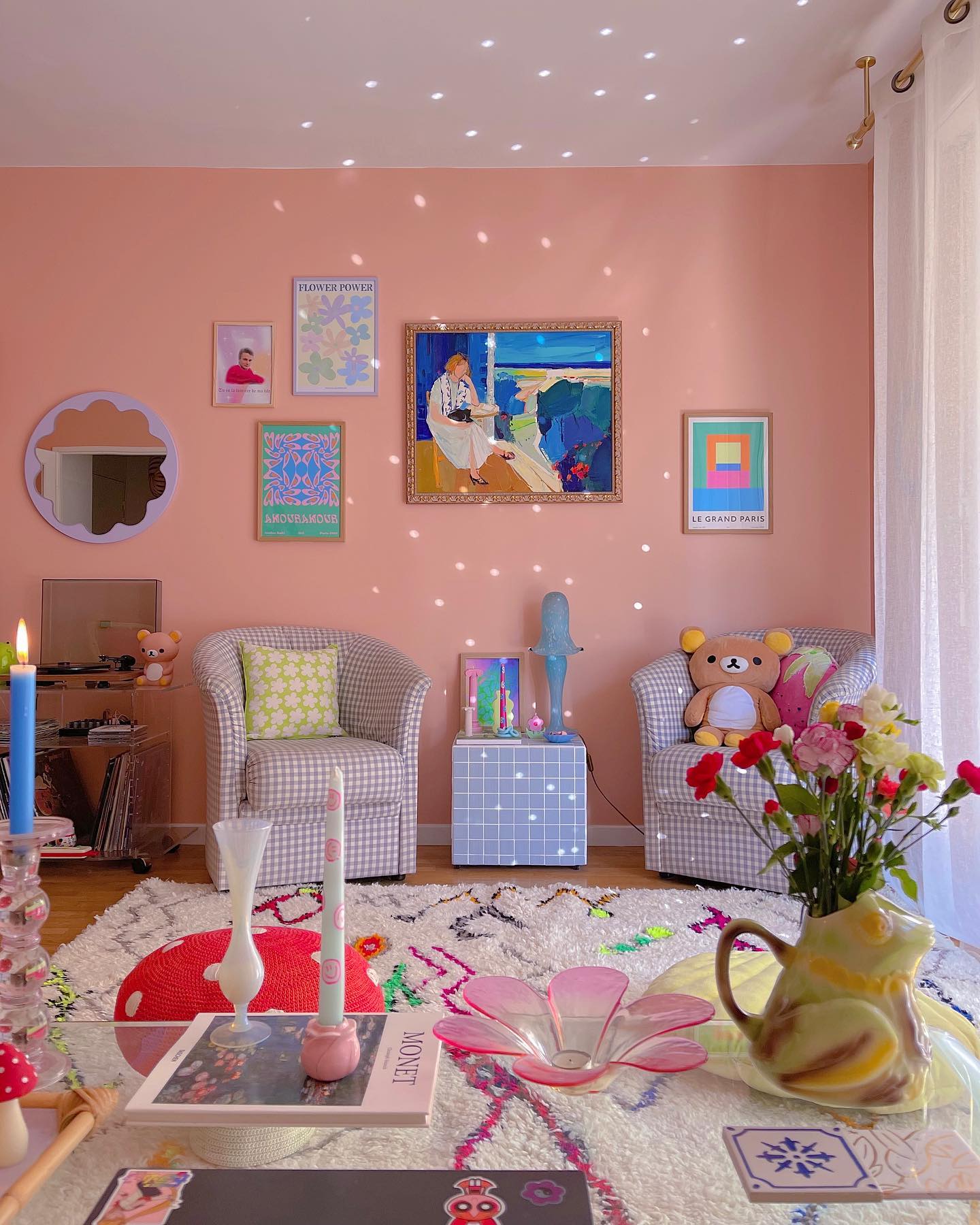 11. Pair Lilac Gingham Chairs With Peach Walls