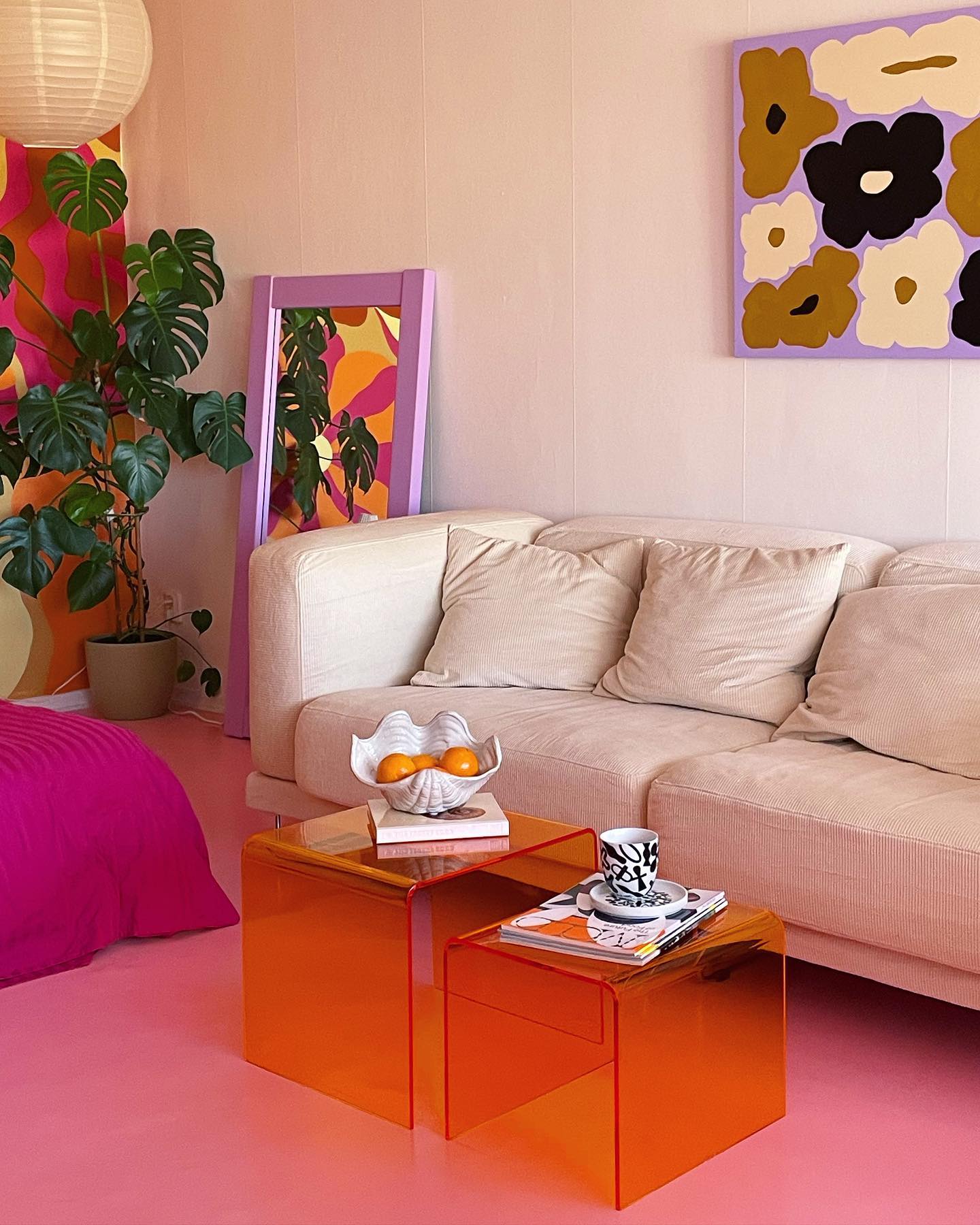 17. Balance Bright Accents With Pale Pink Walls