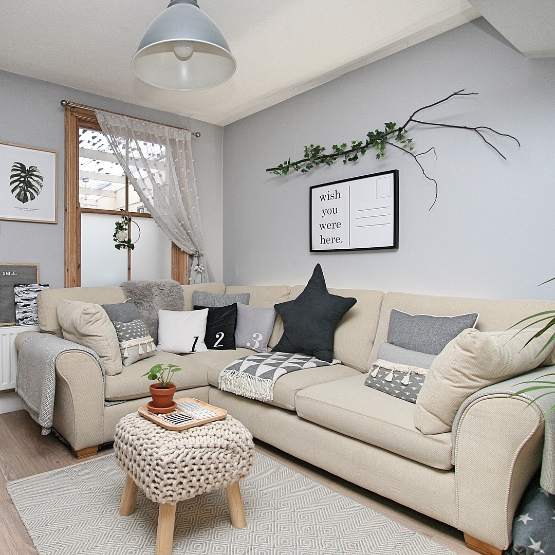 Bring the Seating Together in One Corner Sofa