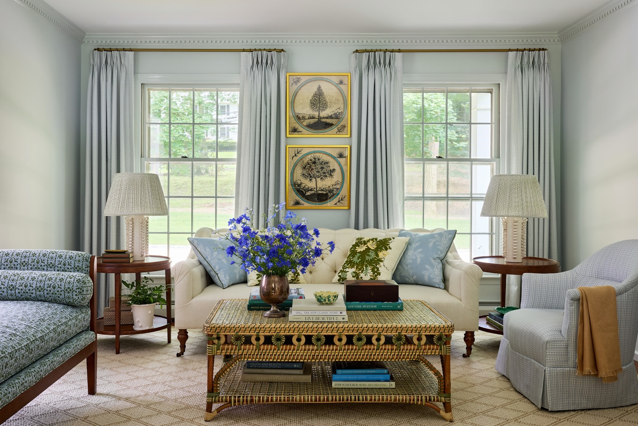 14. Layer Fine Blue Patterns Around a White Sofa