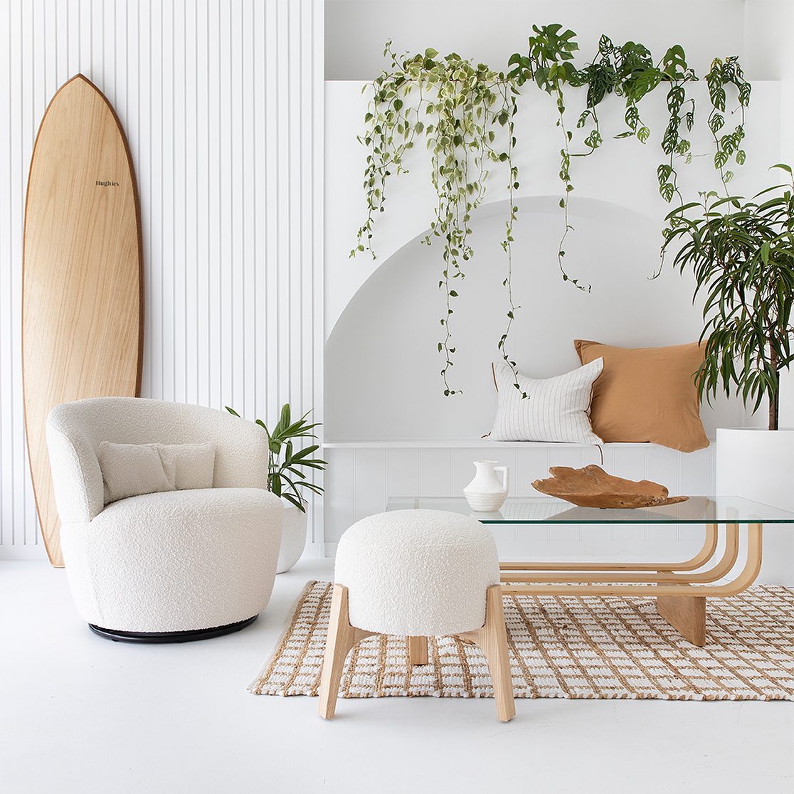 9. Let Greenery Trail Above the Seating