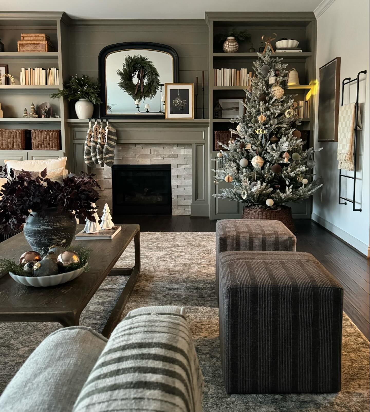 4. Unify Shelves and Fireplace With One Color