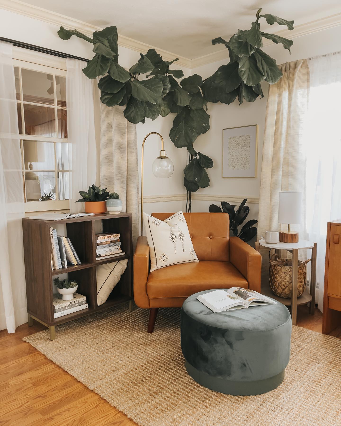 Choose a Movable Ottoman for Longer Reading Sessions