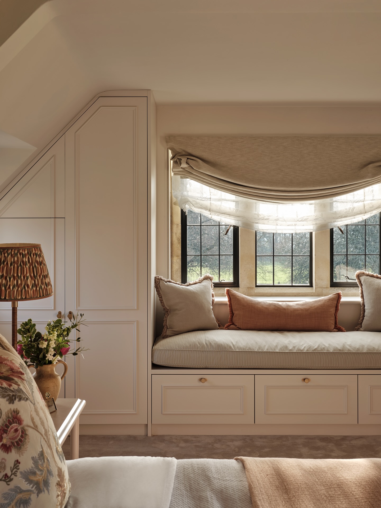 Combine a Bedroom Window Seat with Fitted Wardrobes