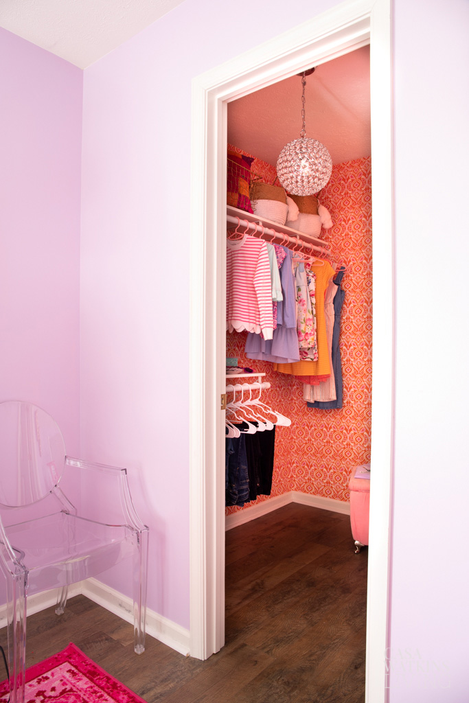 12. Make the Closet a Colorful Part of the Bedroom