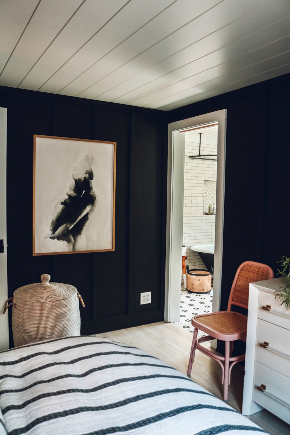 10. Make Everyday Storage Part of the Natural Texture