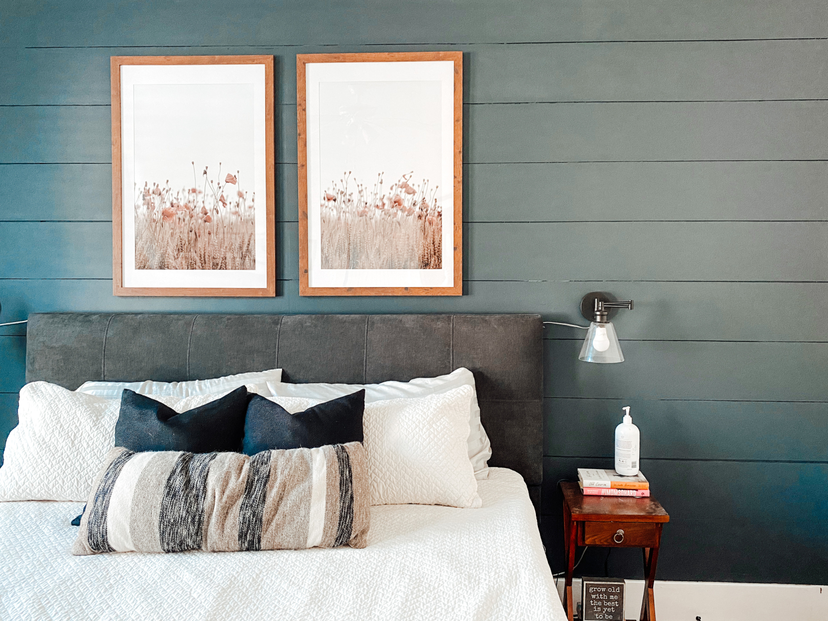 12. Pair Dark Horizontal Planks With a Tactile Lumbar Pillow