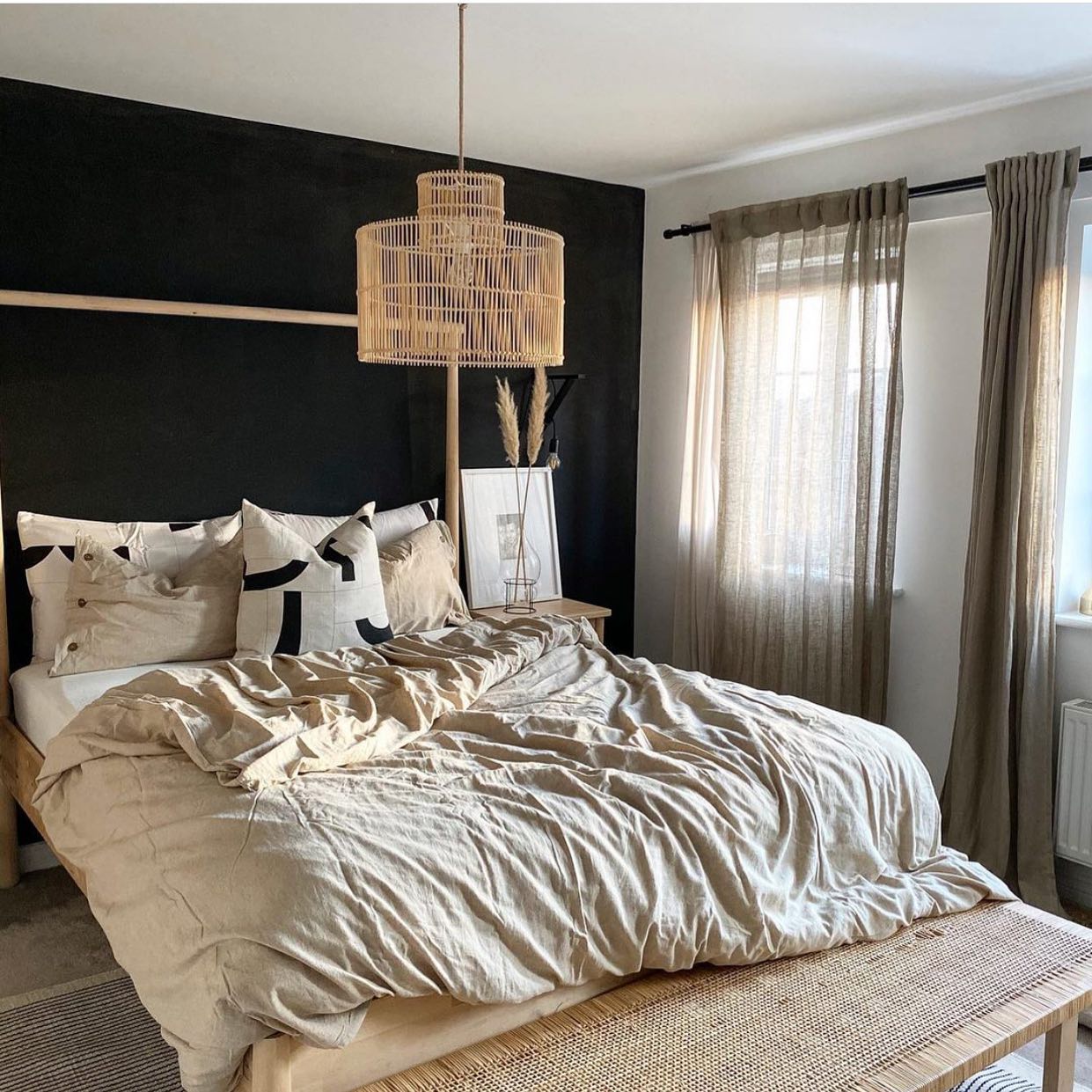 13. Frame Relaxed Linen With a Simple Wooden Canopy