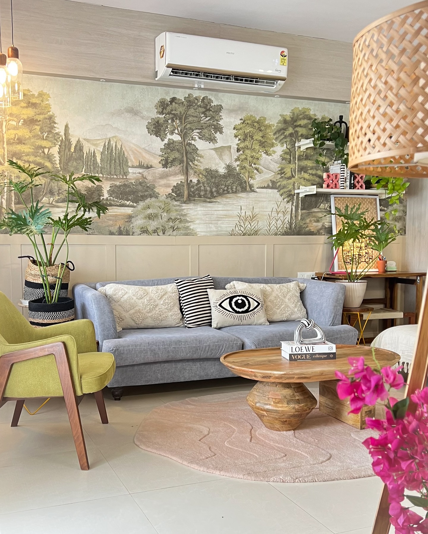 6. A Soft Scenic Backdrop with a Playful Pillow