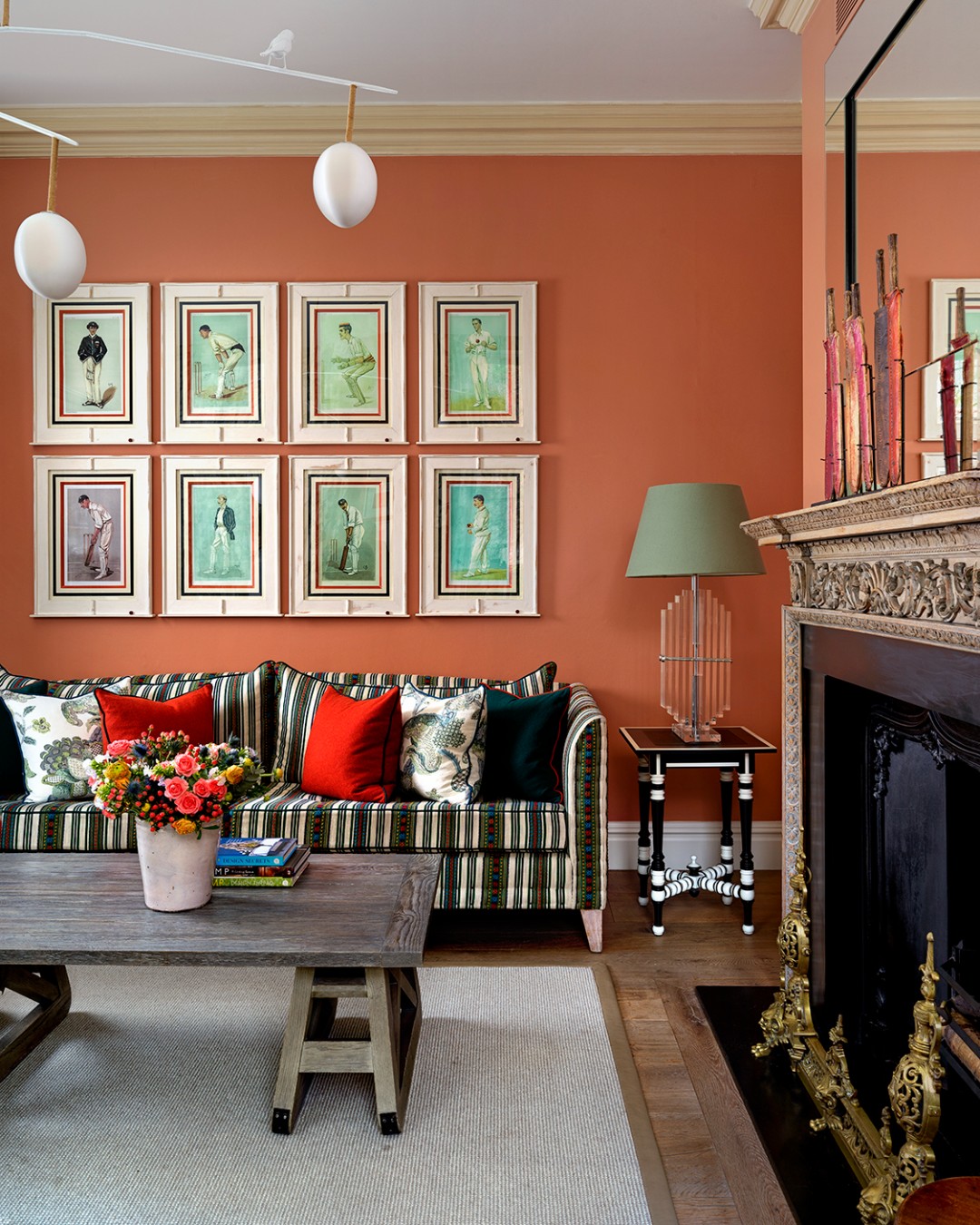5. Balance Terracotta Walls With Green Stripes
