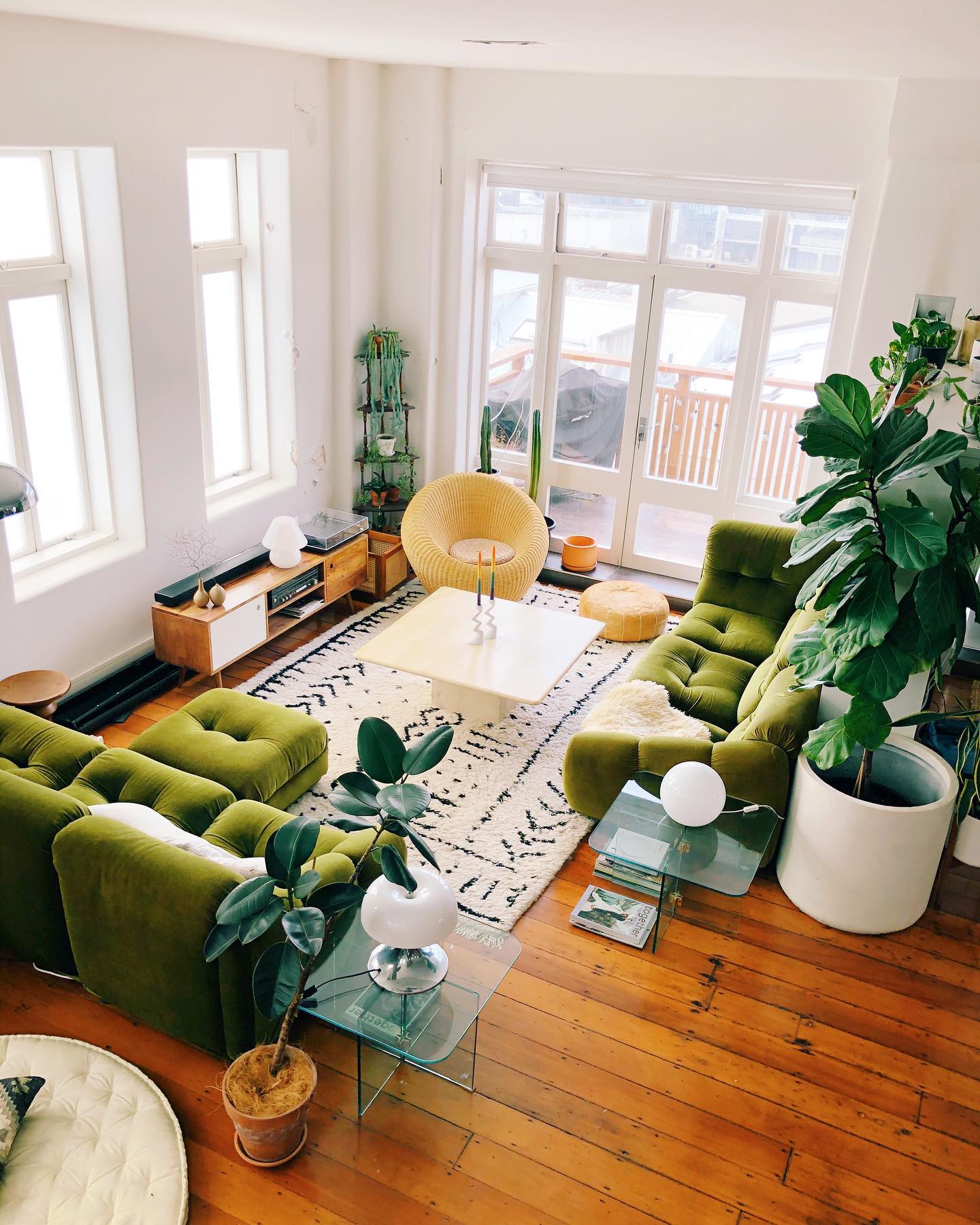 9. Arrange Green Sofas for Face to Face Conversation
