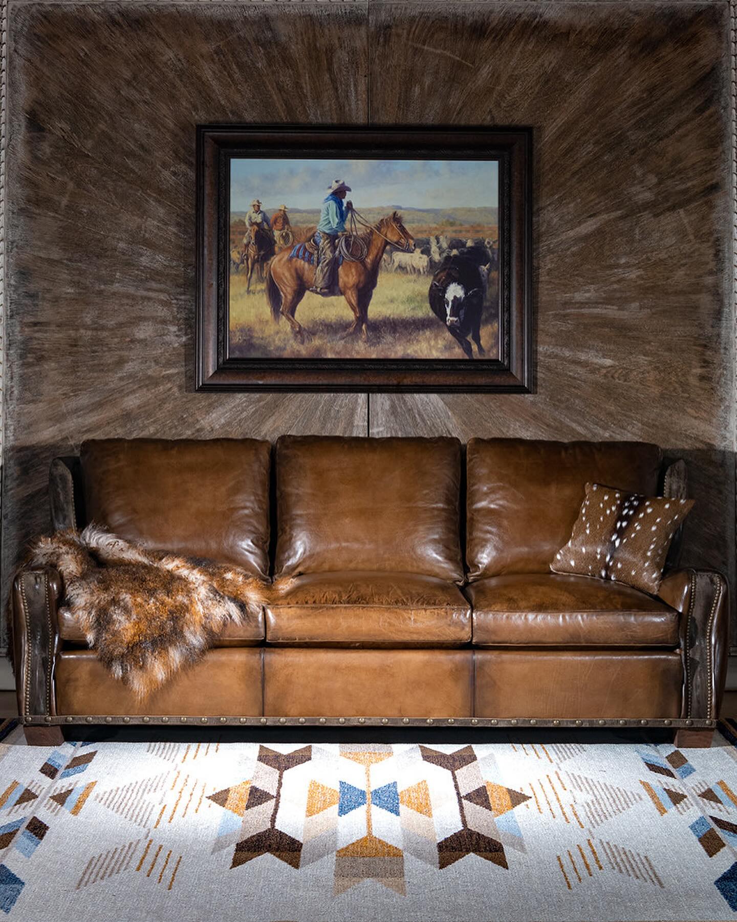 18. Set Brown Leather Against a Textured Gray Backdrop