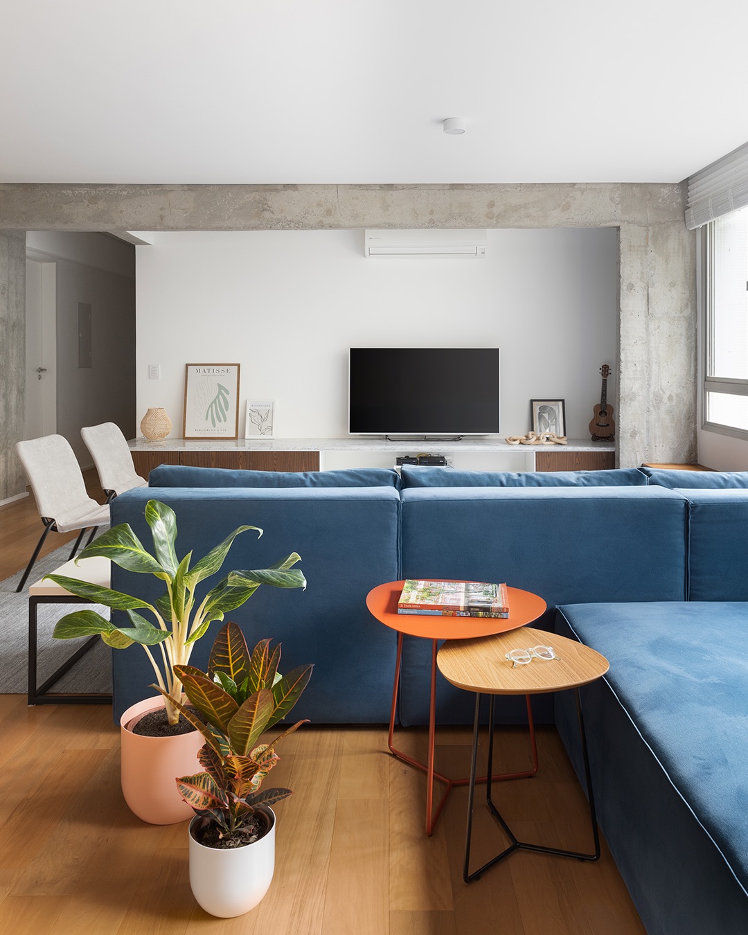 13. Balance an Exposed Beam With Clear Color