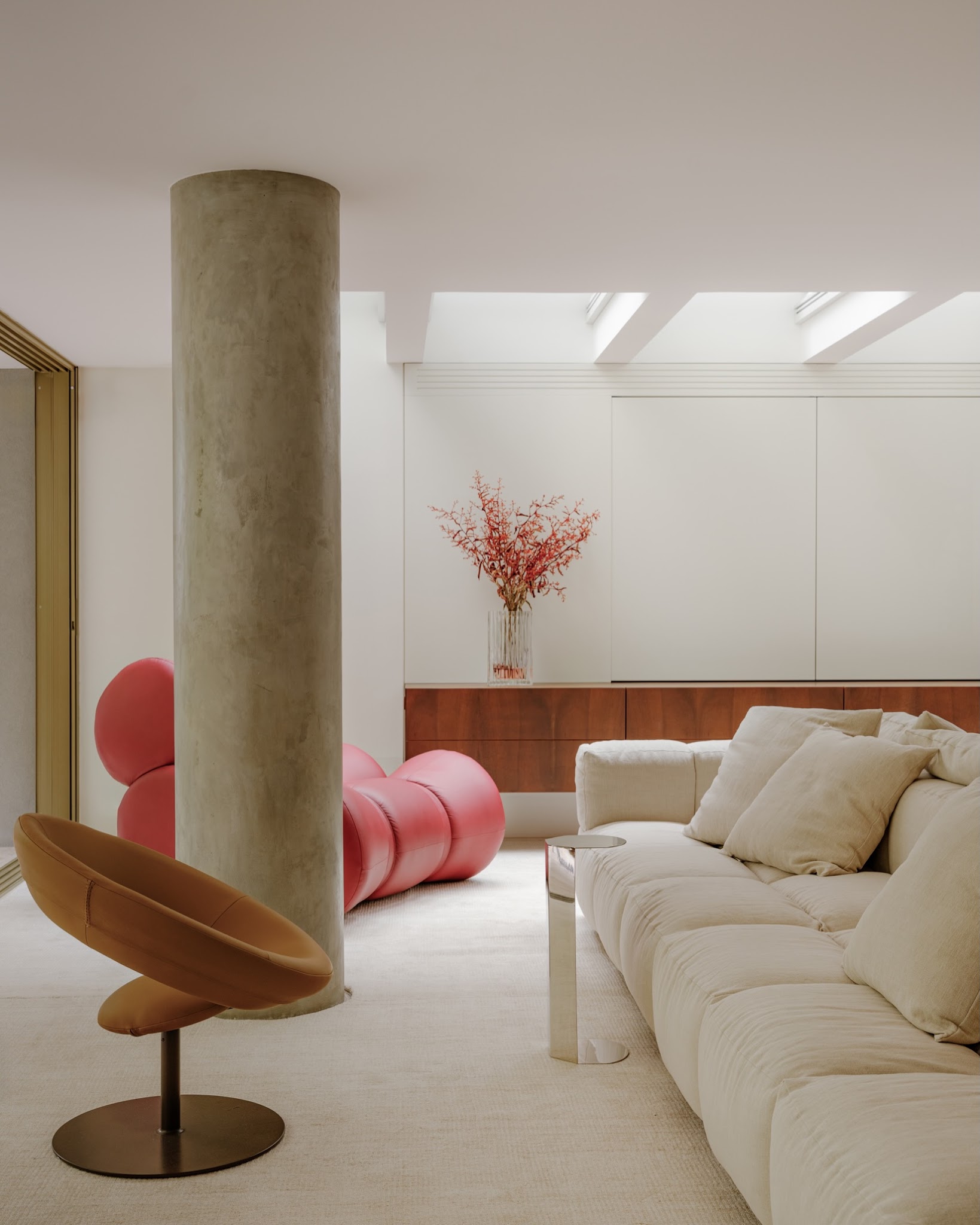 19. Make a Concrete Column Part of the Seating Plan