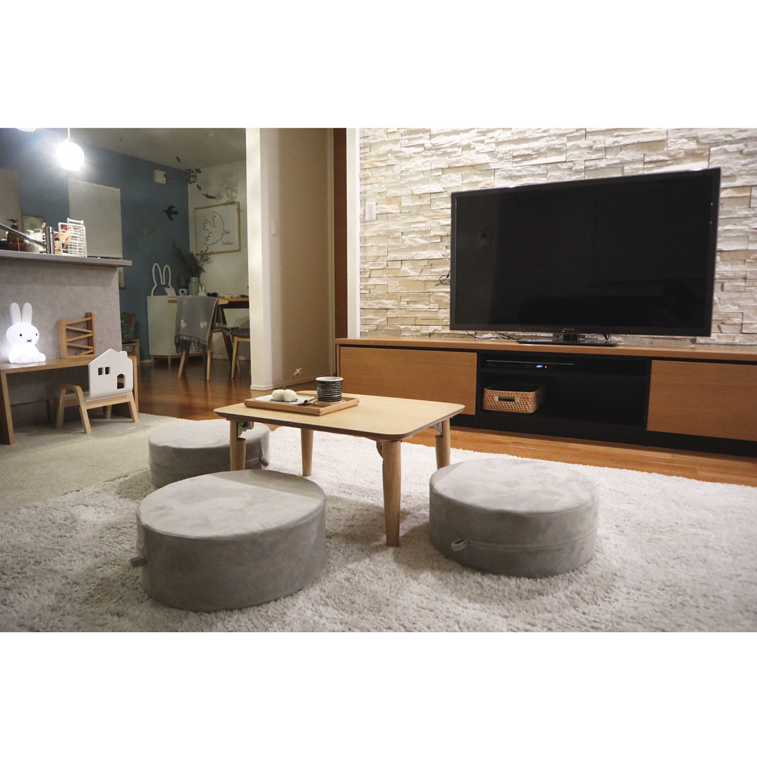 16. Make Room for Comfortable Floor Seating