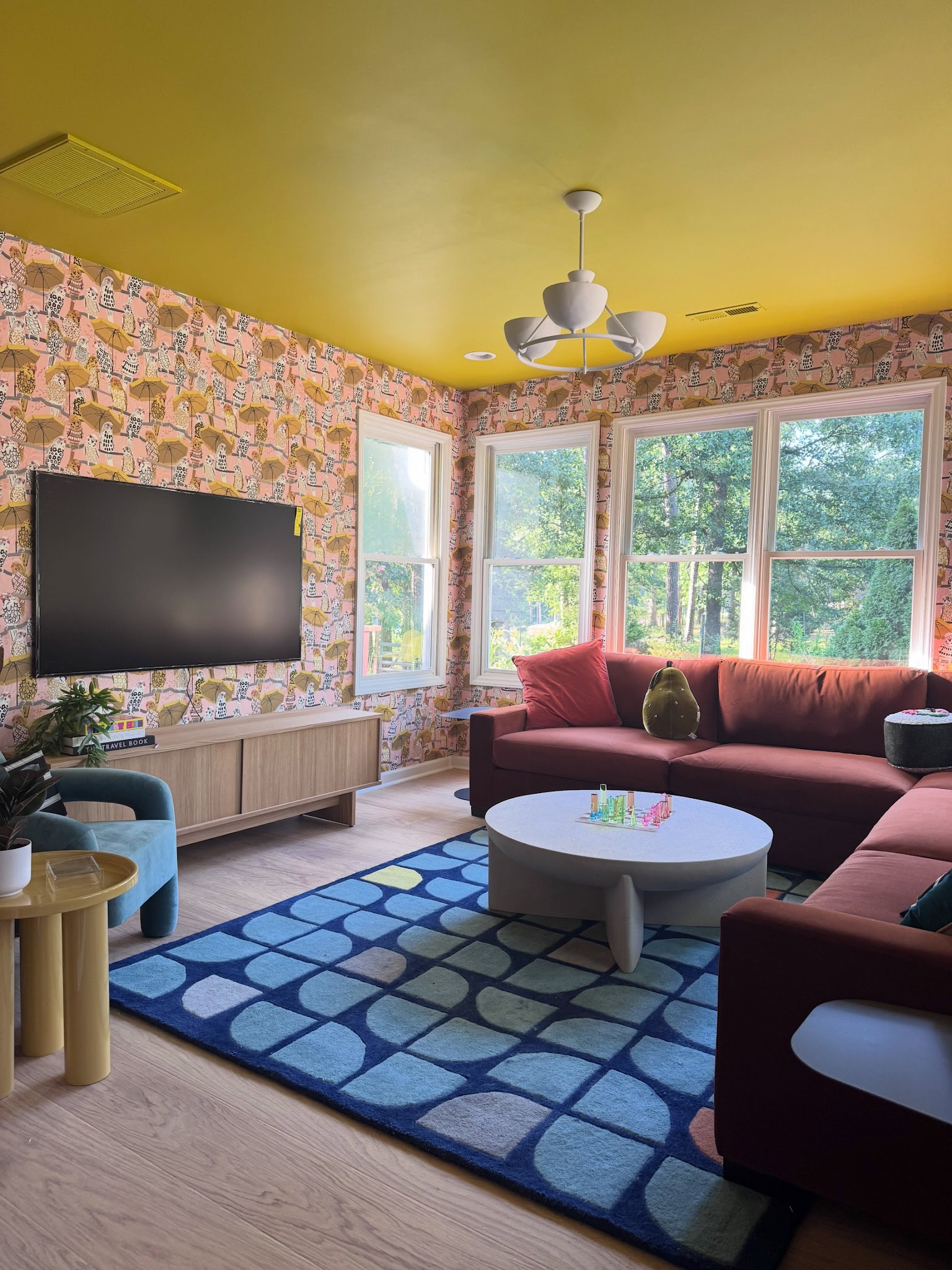 10. Bring Topaz Color to the Ceiling