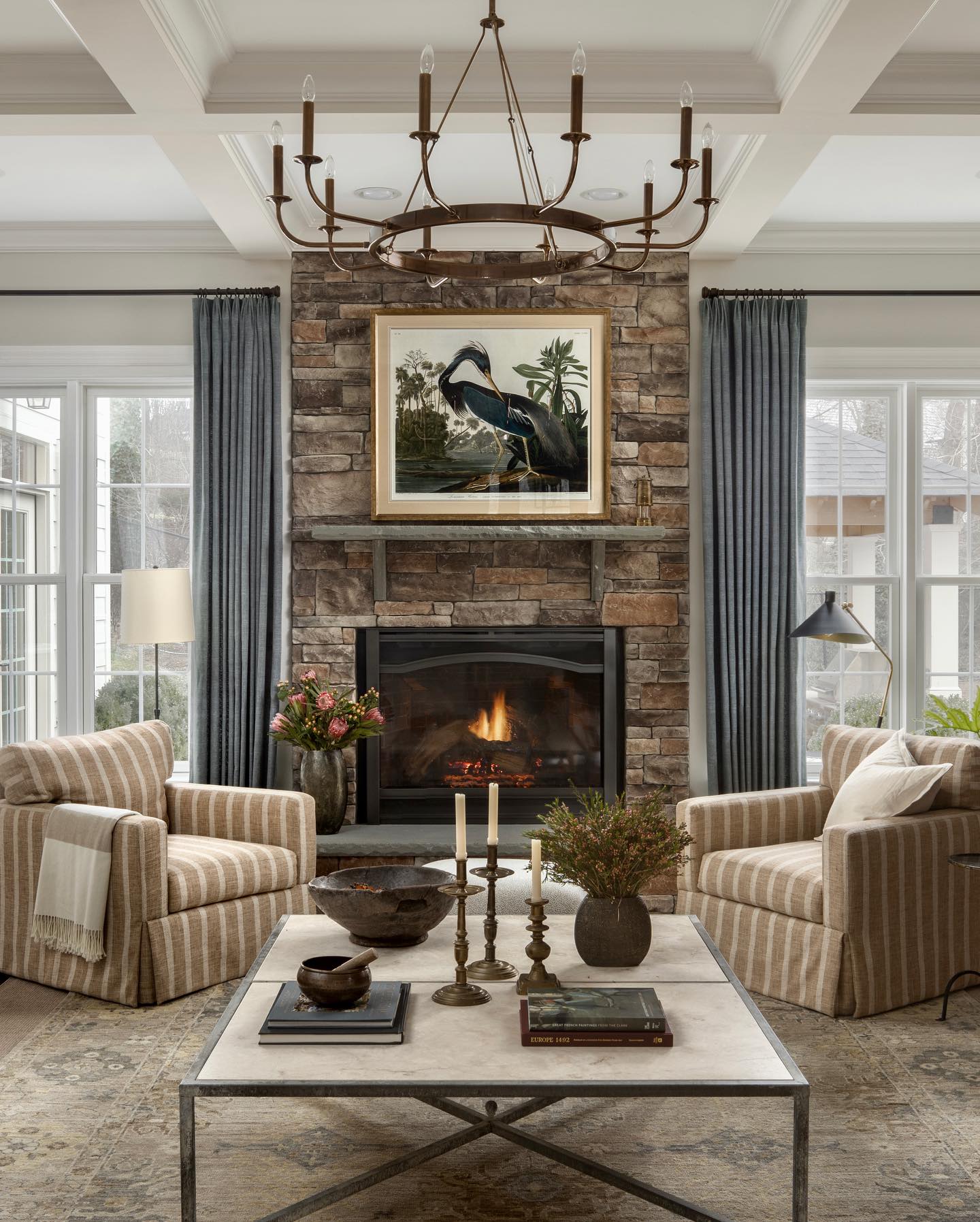 Use Swivel Chairs to Serve More Than One View