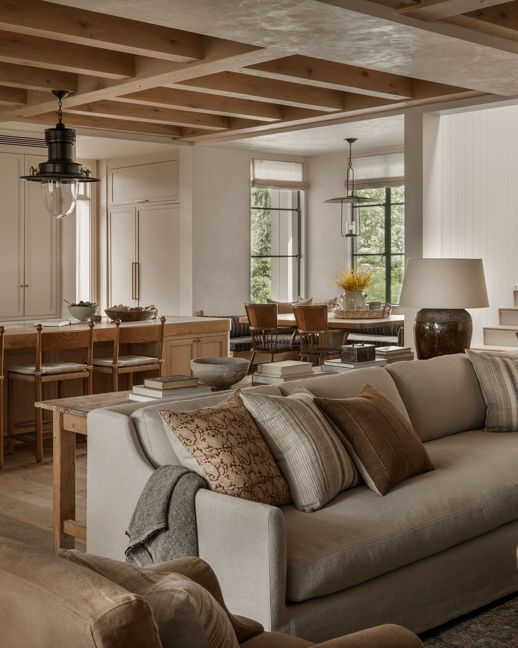 18. Use a Sofa Console to Connect an Open Floor Plan
