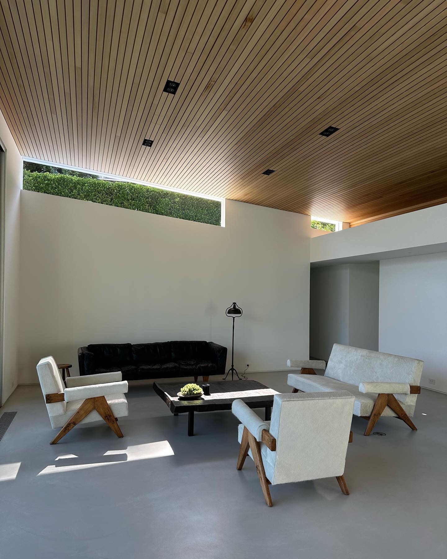 16. Let a Wood Ceiling Lead a Quiet Room