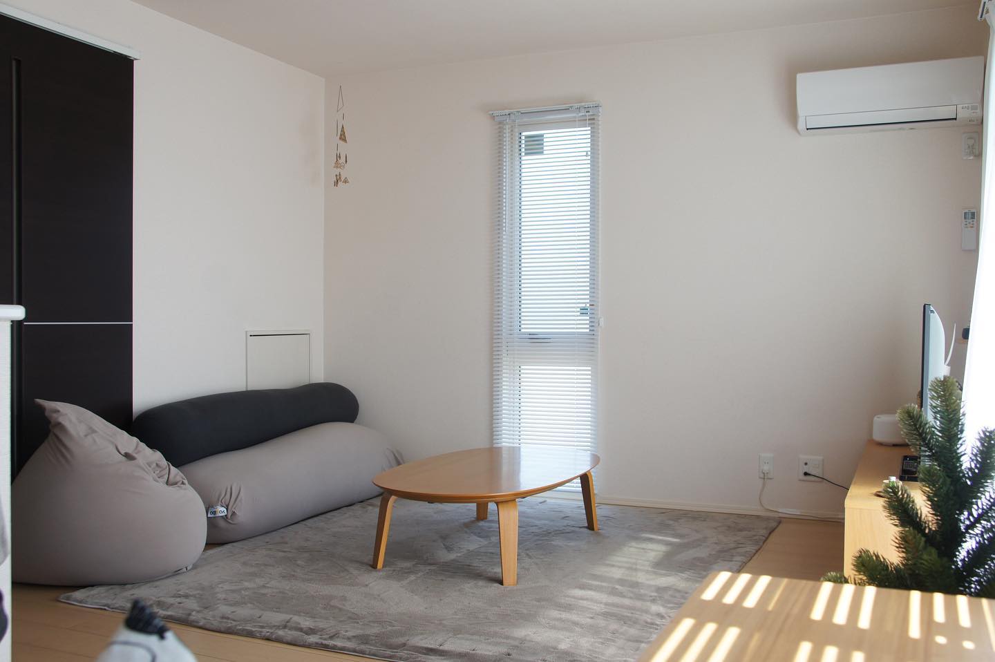 4. Pair Flexible Beanbags With a Low Oval Table