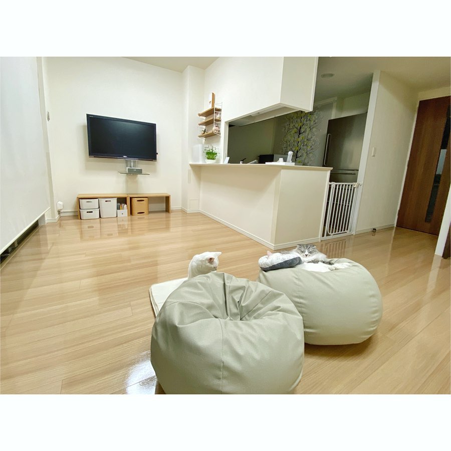 5. Let Movable Beanbags Keep the Center Open