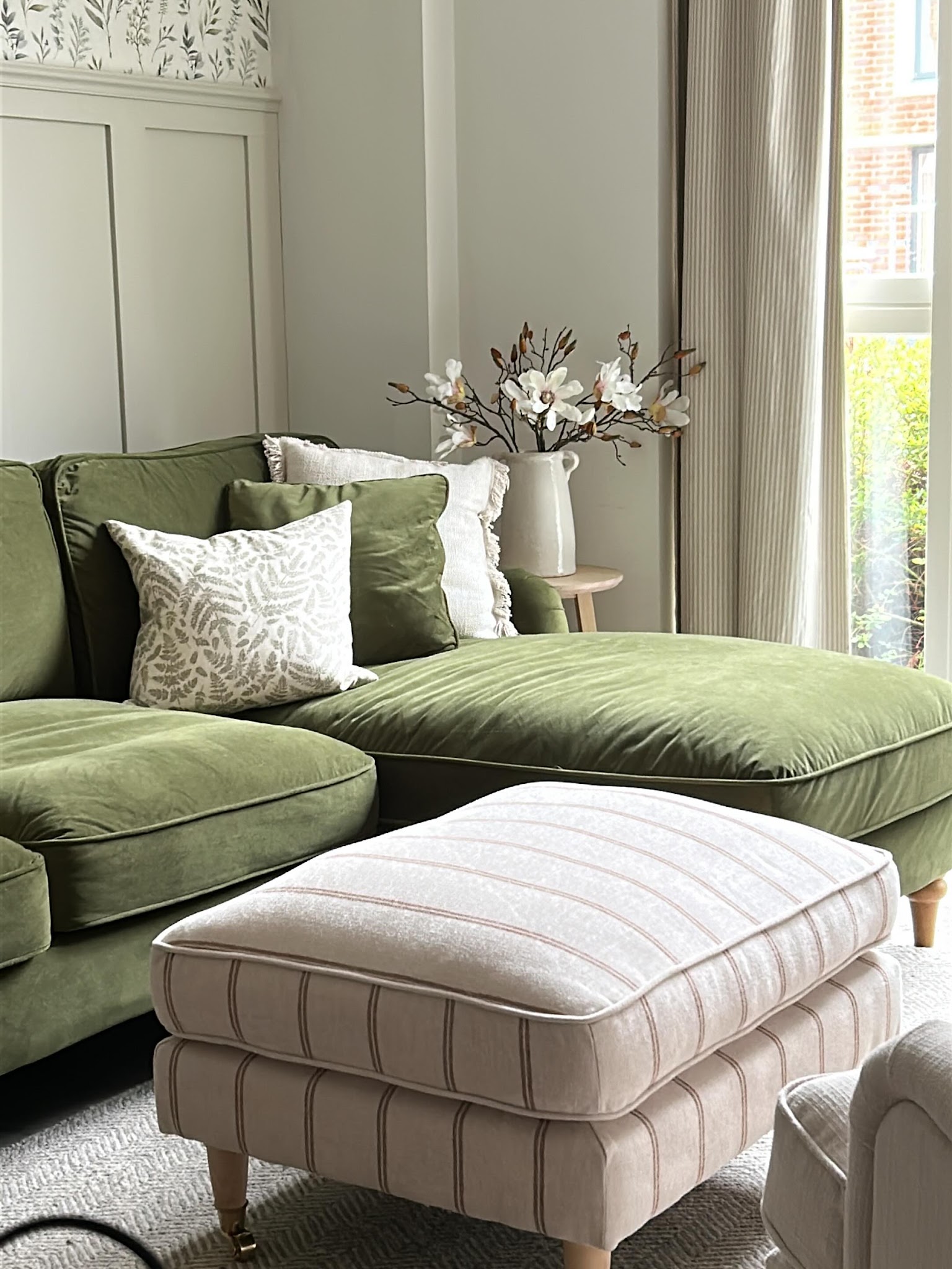 8. Finish Tall Paneling With a Botanical Band