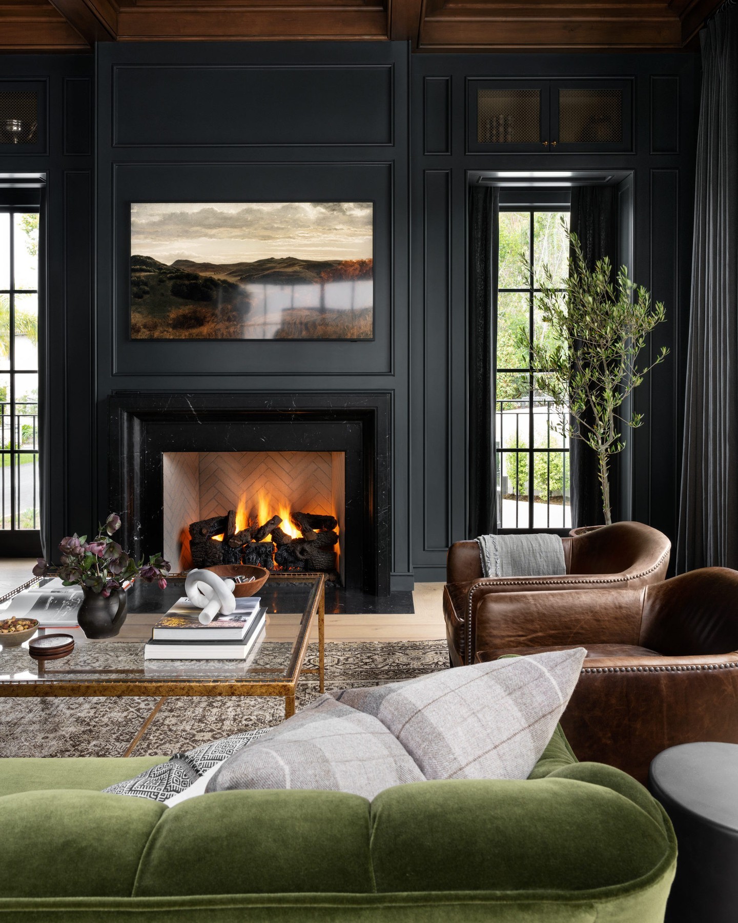 14. Keep a Dark Paneled Lounge Light at Its Center