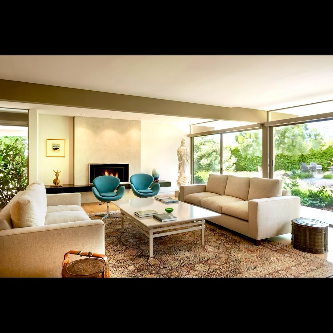3. Give Warm Neutrals a Turquoise Focal Point
