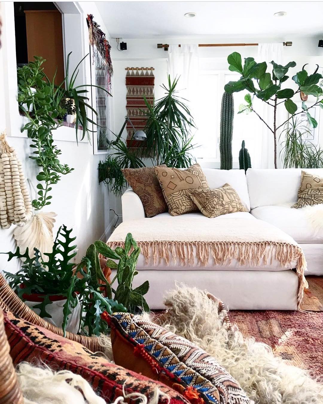 12. Layer Different Leaf Shapes Behind Plain Seating