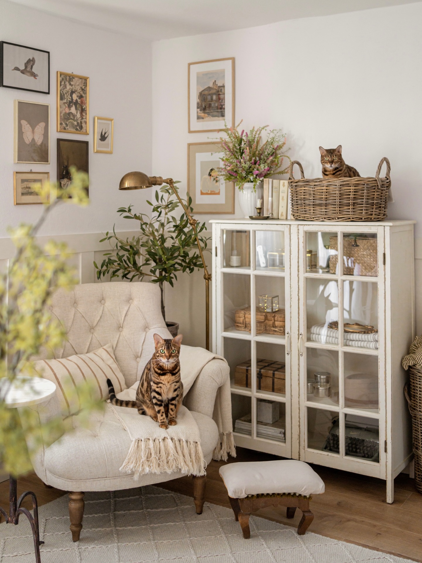 12. Turn a Spare Corner Into a Reading Retreat