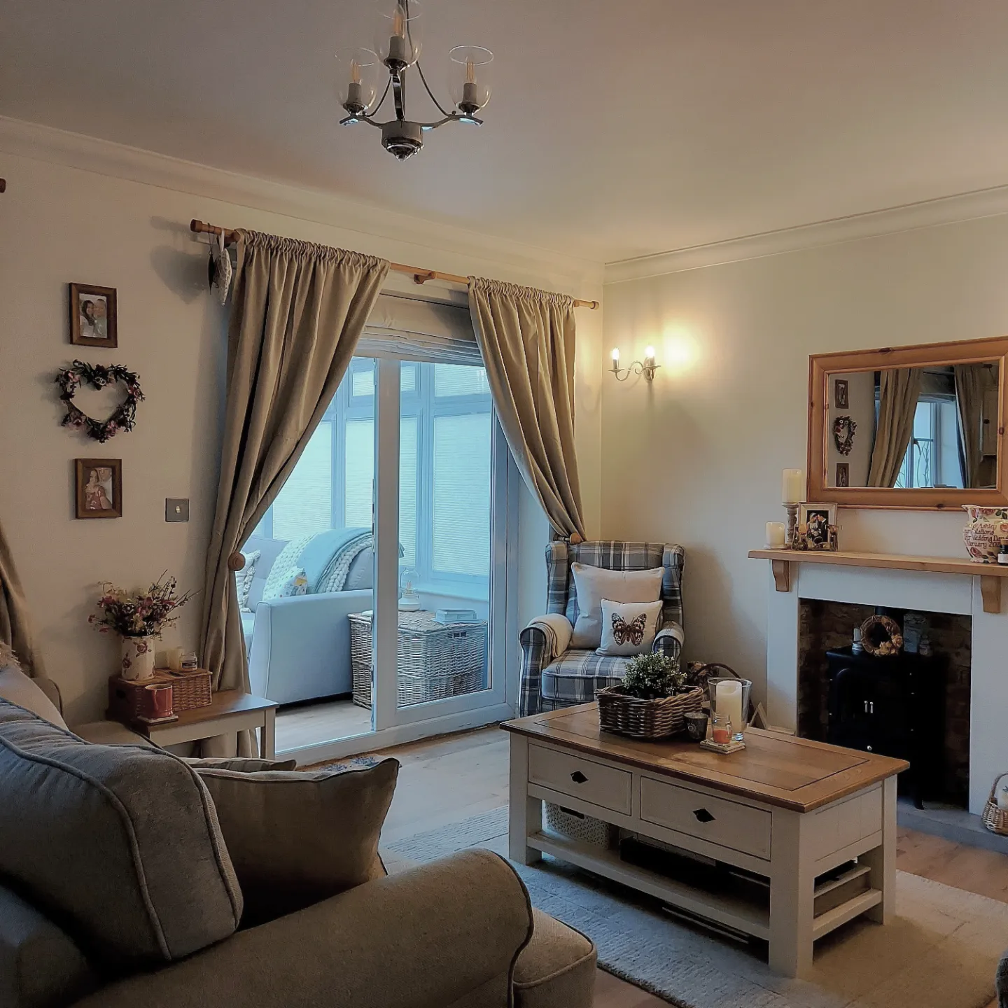 20. Frame Garden Doors With Relaxed Full Length Curtains