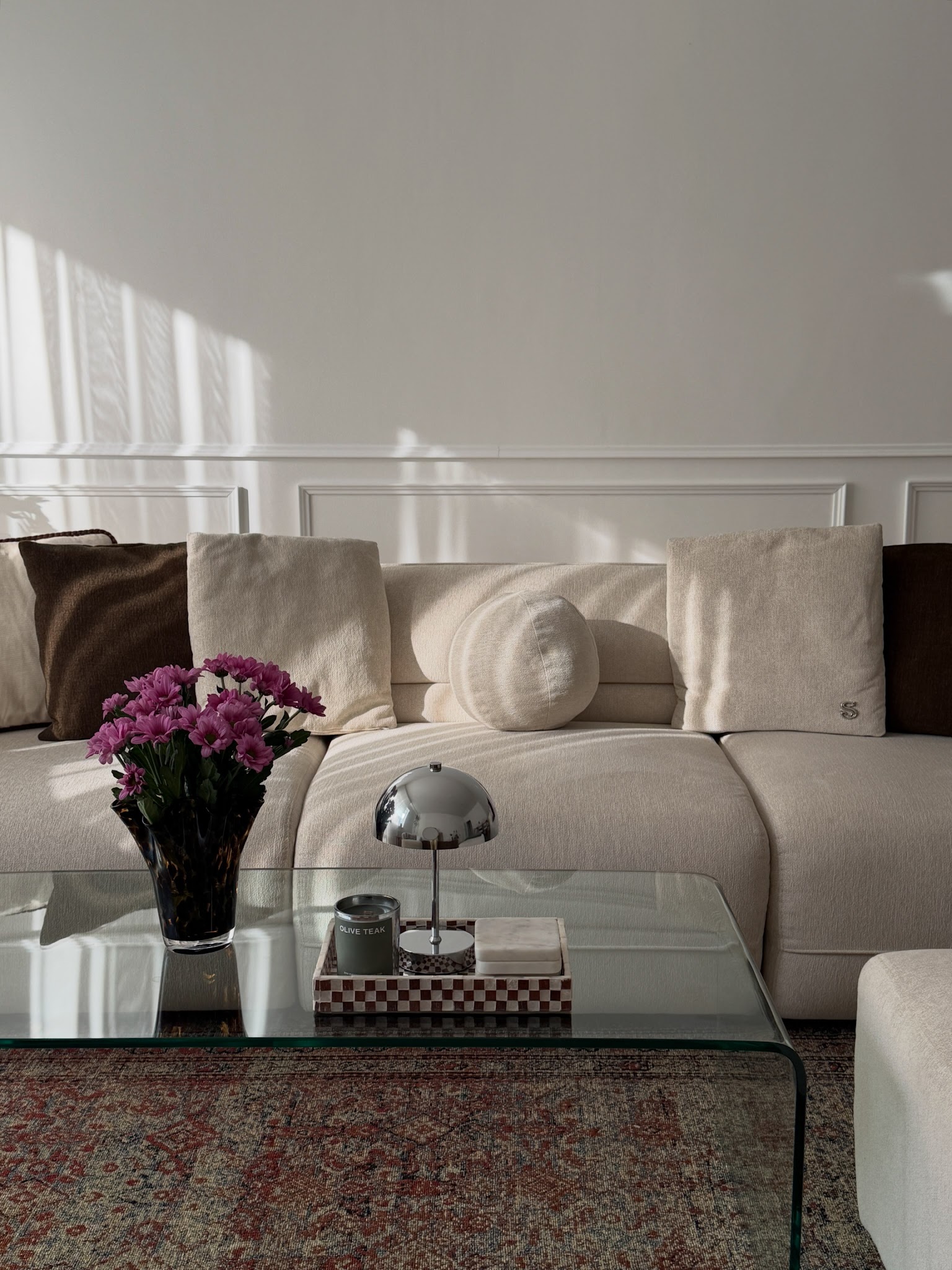 6. Use a Glass Table to Keep the Floor Visible