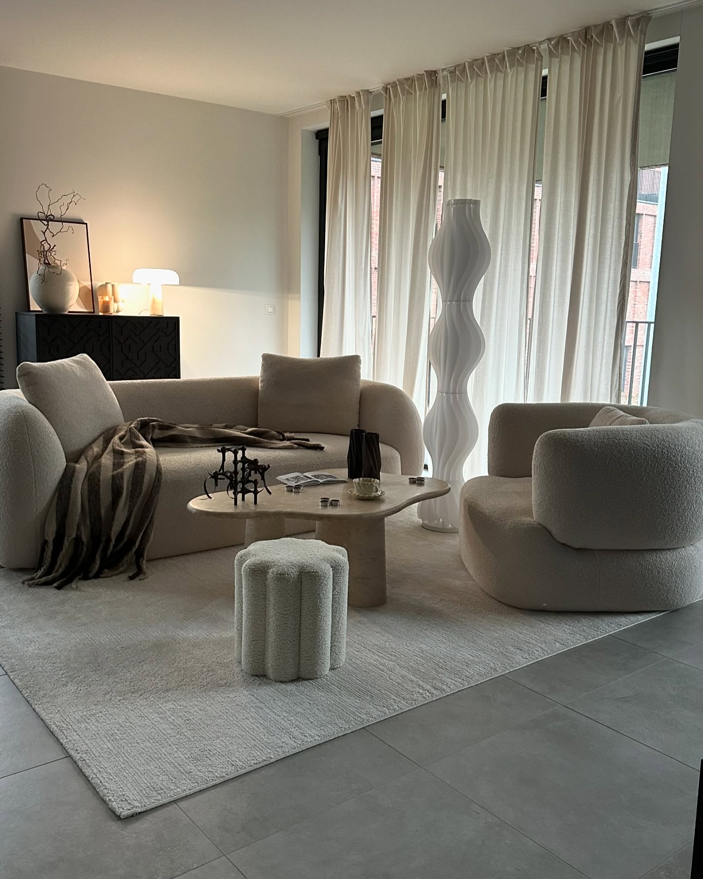 19. Repeat Soft Curves Across the Seating Group