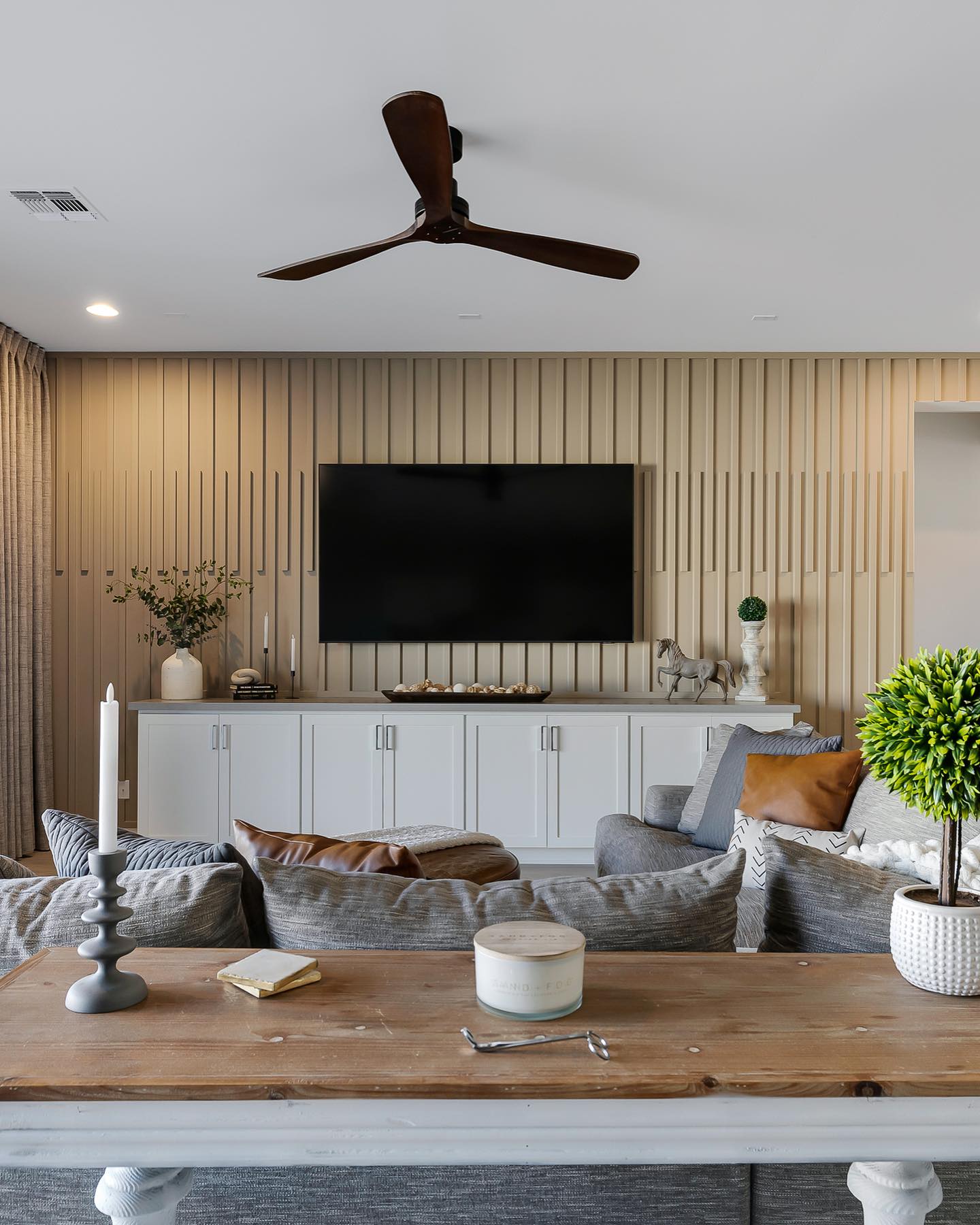 10. Give a Neutral TV Wall a Rhythmic Pattern