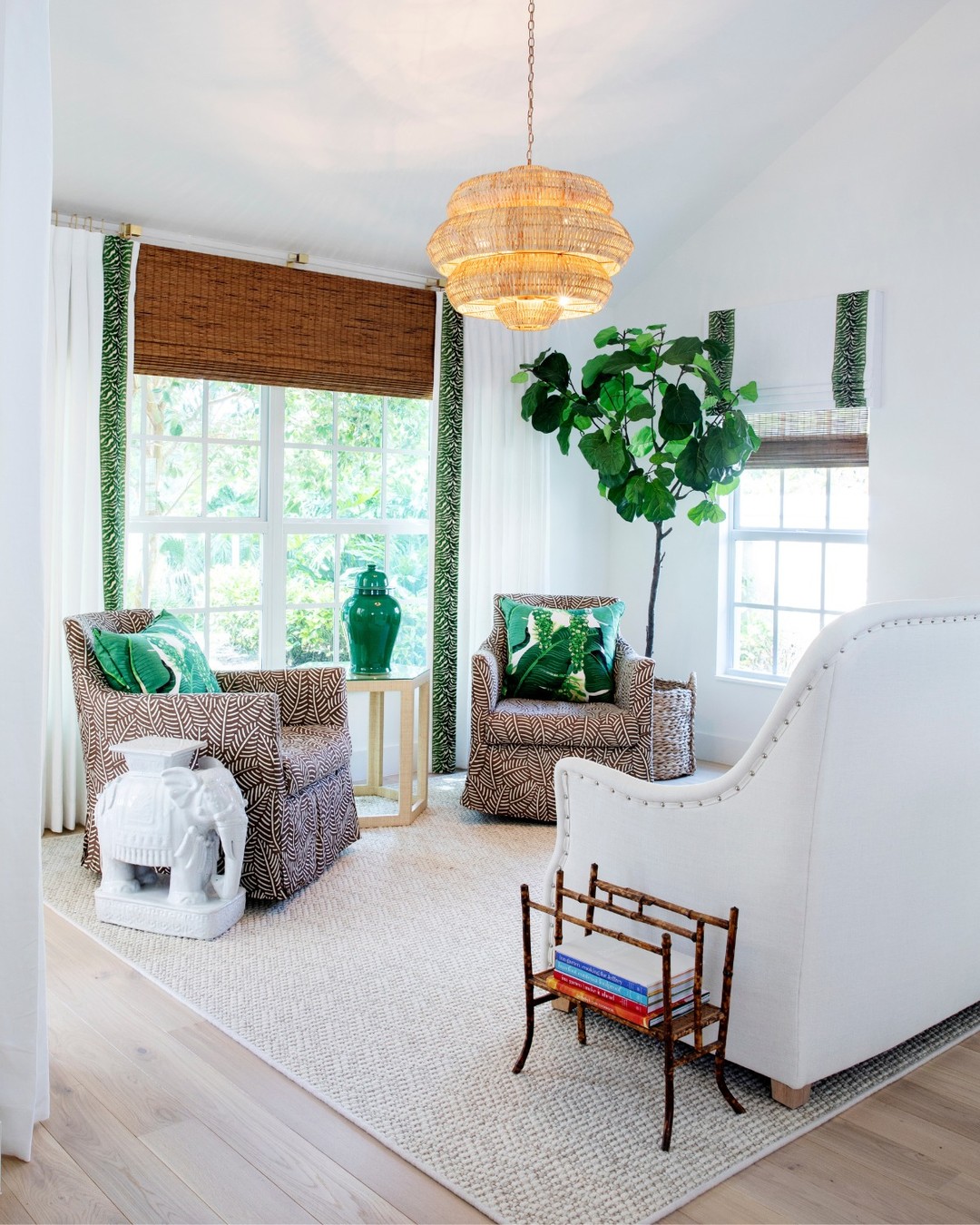 15. Edge Plain Curtains With Pattern