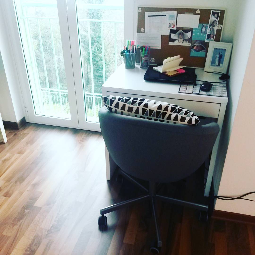 20. Turn a Spare Living Room Corner Into a Mini Office