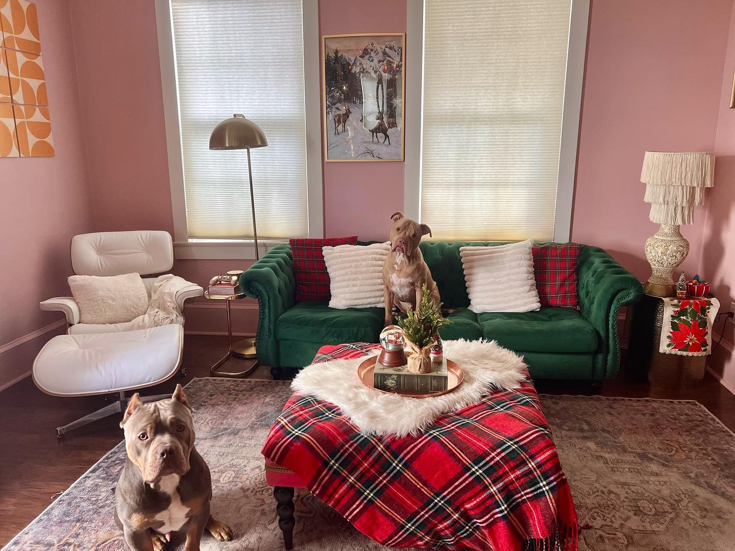 13. Add Cream Seating to a Pink and Green Room