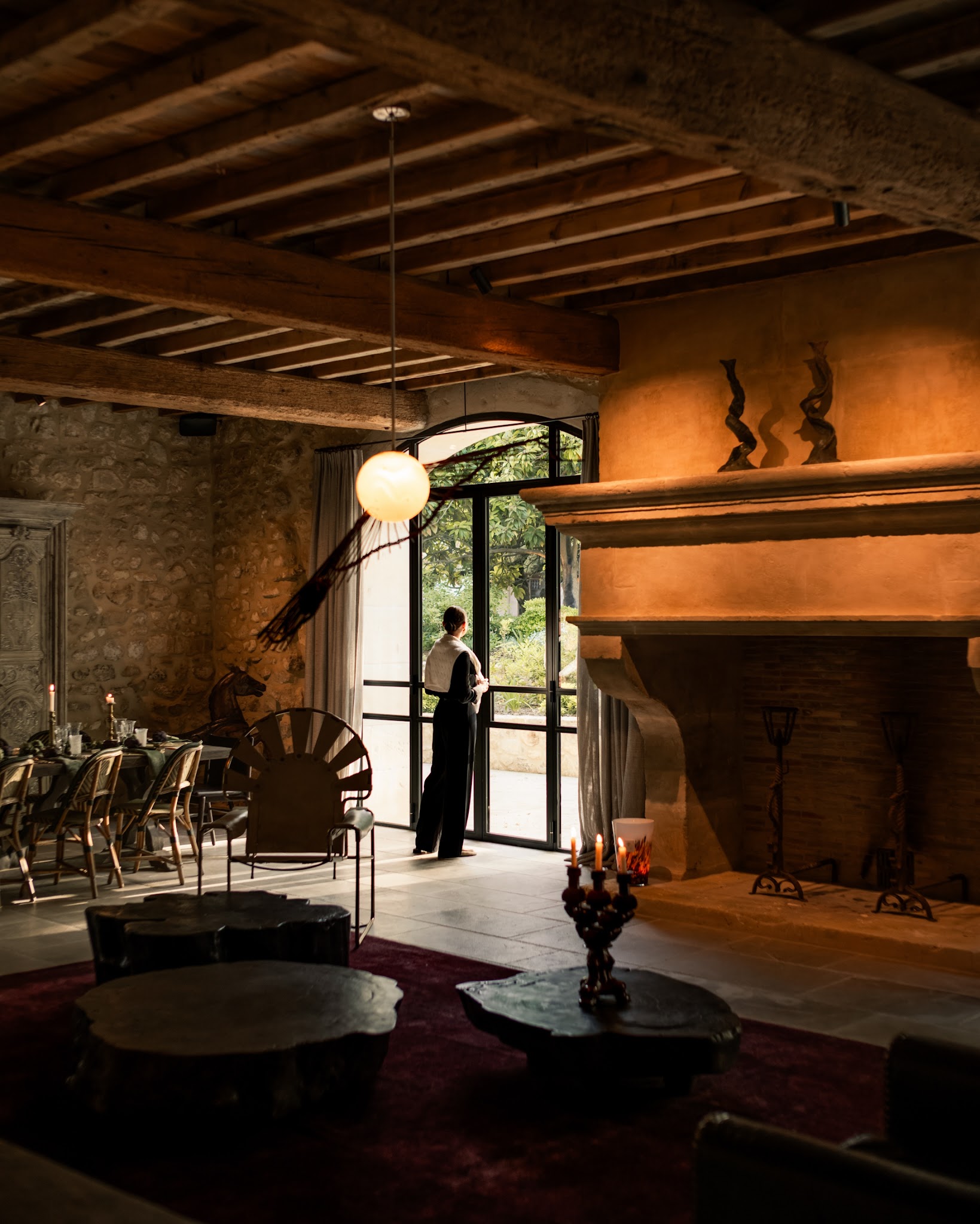 16. Let Warm Light Reveal Rustic Texture