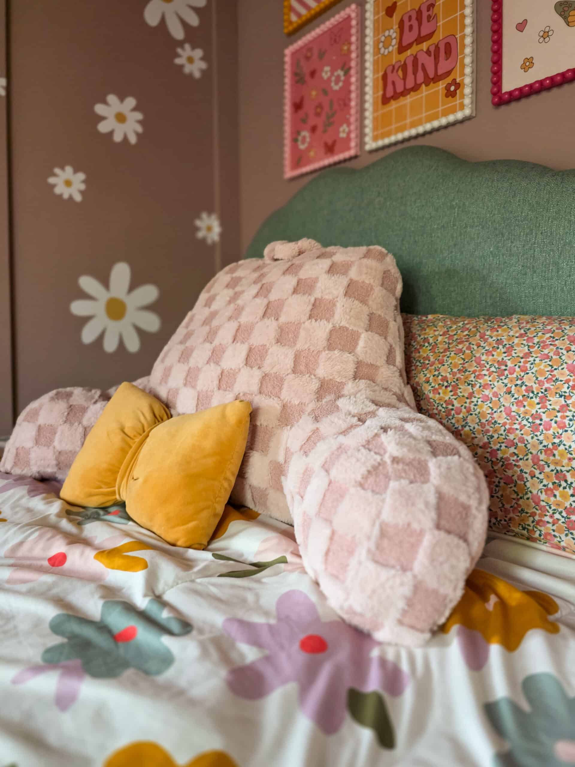 2. Contrast a Sage Cloud Headboard With Plush Blush Checks