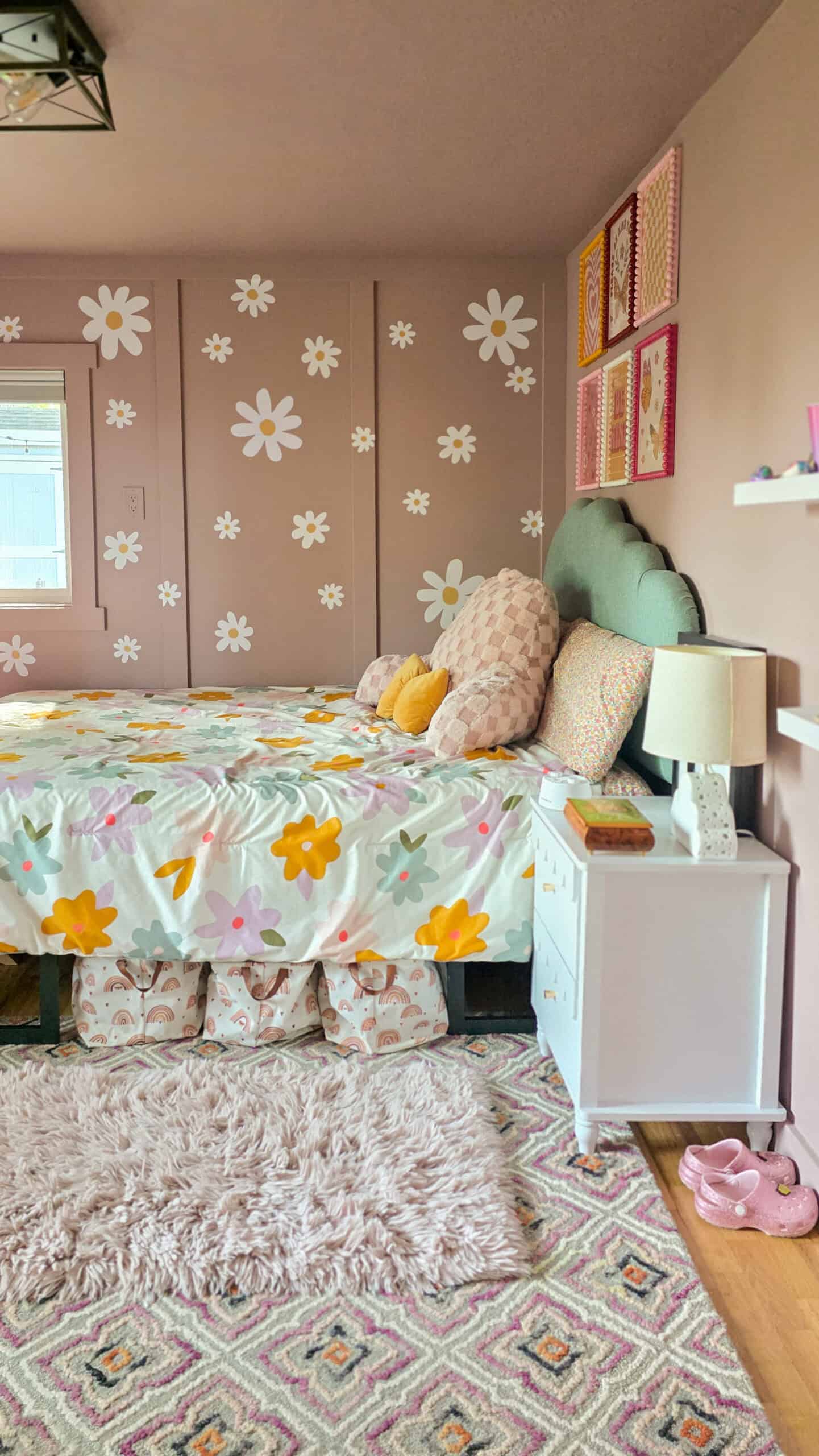 10. Scatter White Daisies Over Blush Paneling Beside Sage